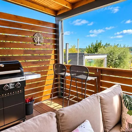 Holiday home House Beta, A Romantic Hideaway In An Olive Grove By The Sea, Swimming Pool, Jacuzzi & Playground, Pomer Pula